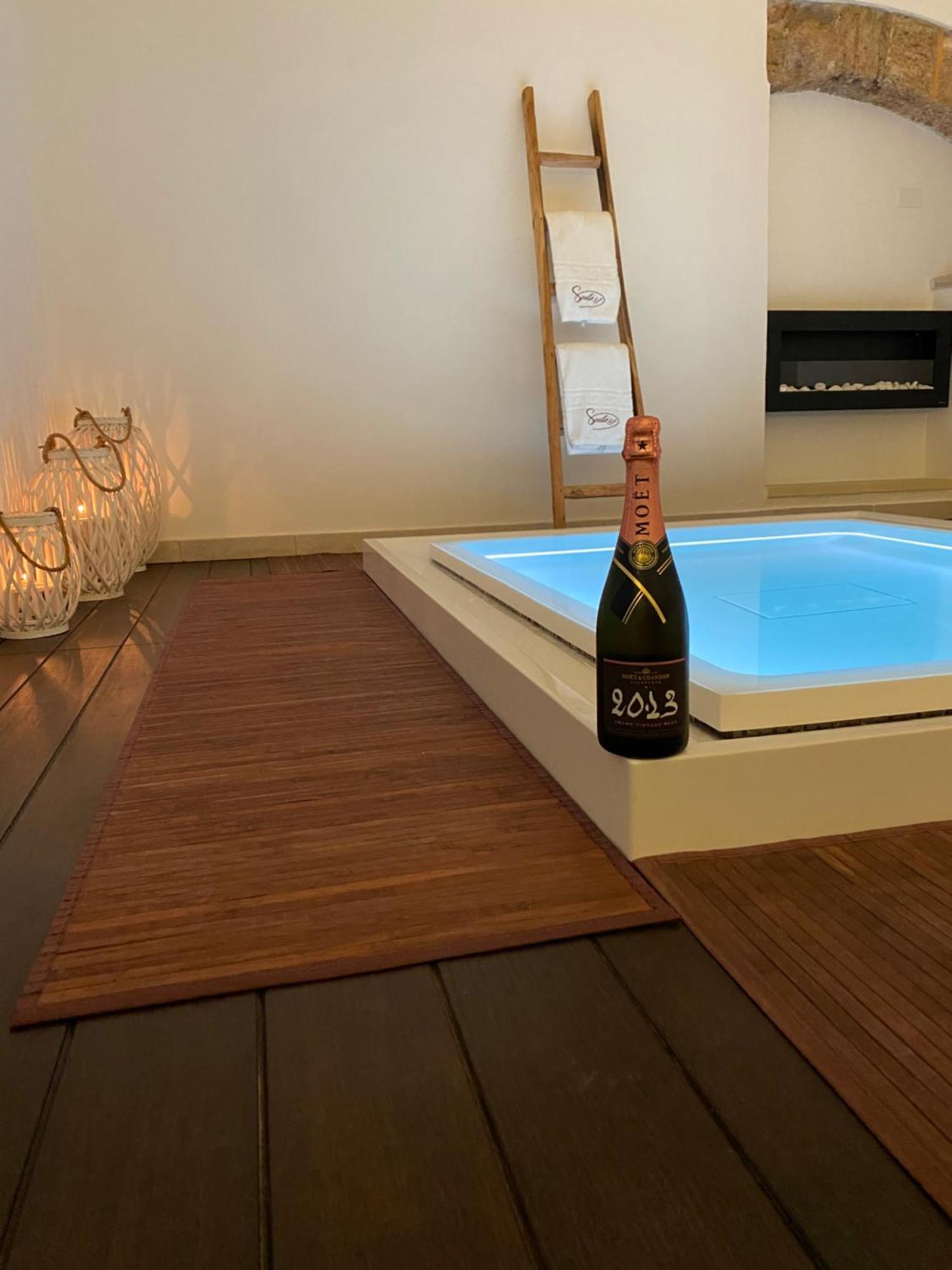 Suite87 Mesagne Ngoại thất bức ảnh